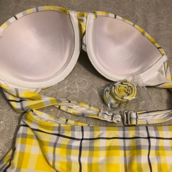 High waisted underwire bikini w/ removable straps - Picture 2 of 2